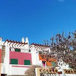 The South Sunny House - A Casa A Sul *